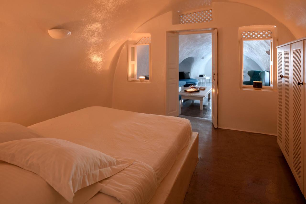 Revelis Villa & Canava Фира Екстериор снимка