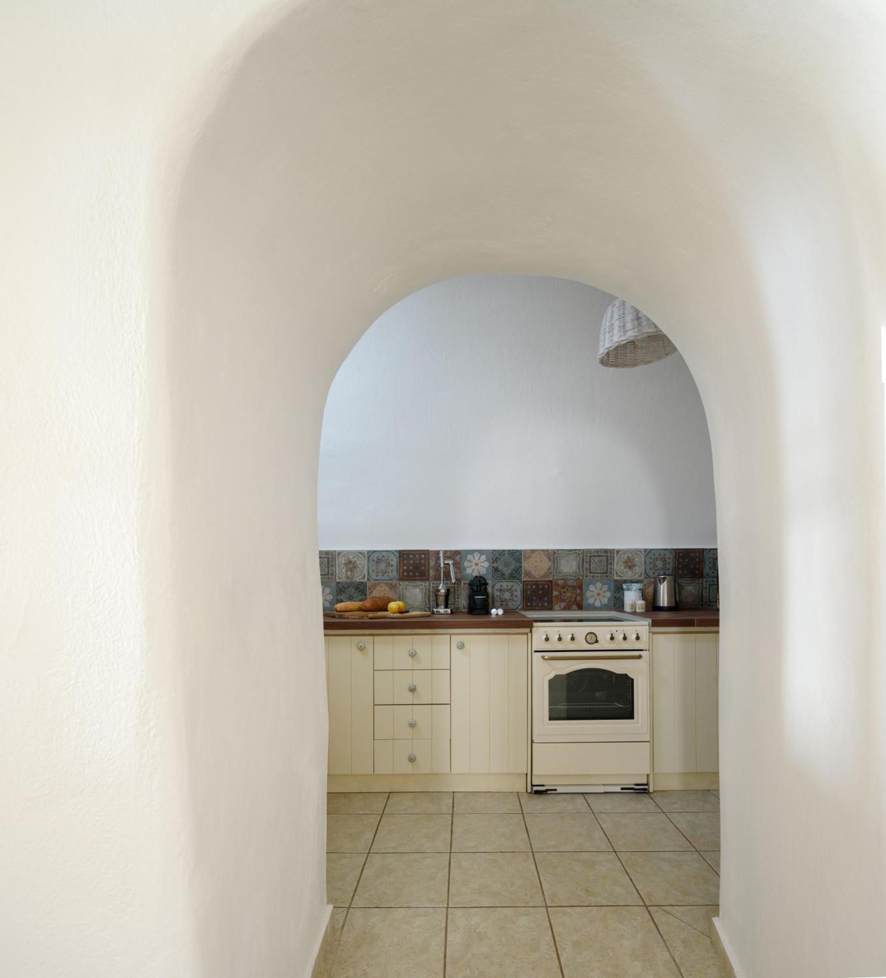 Revelis Villa & Canava Фира Стая снимка