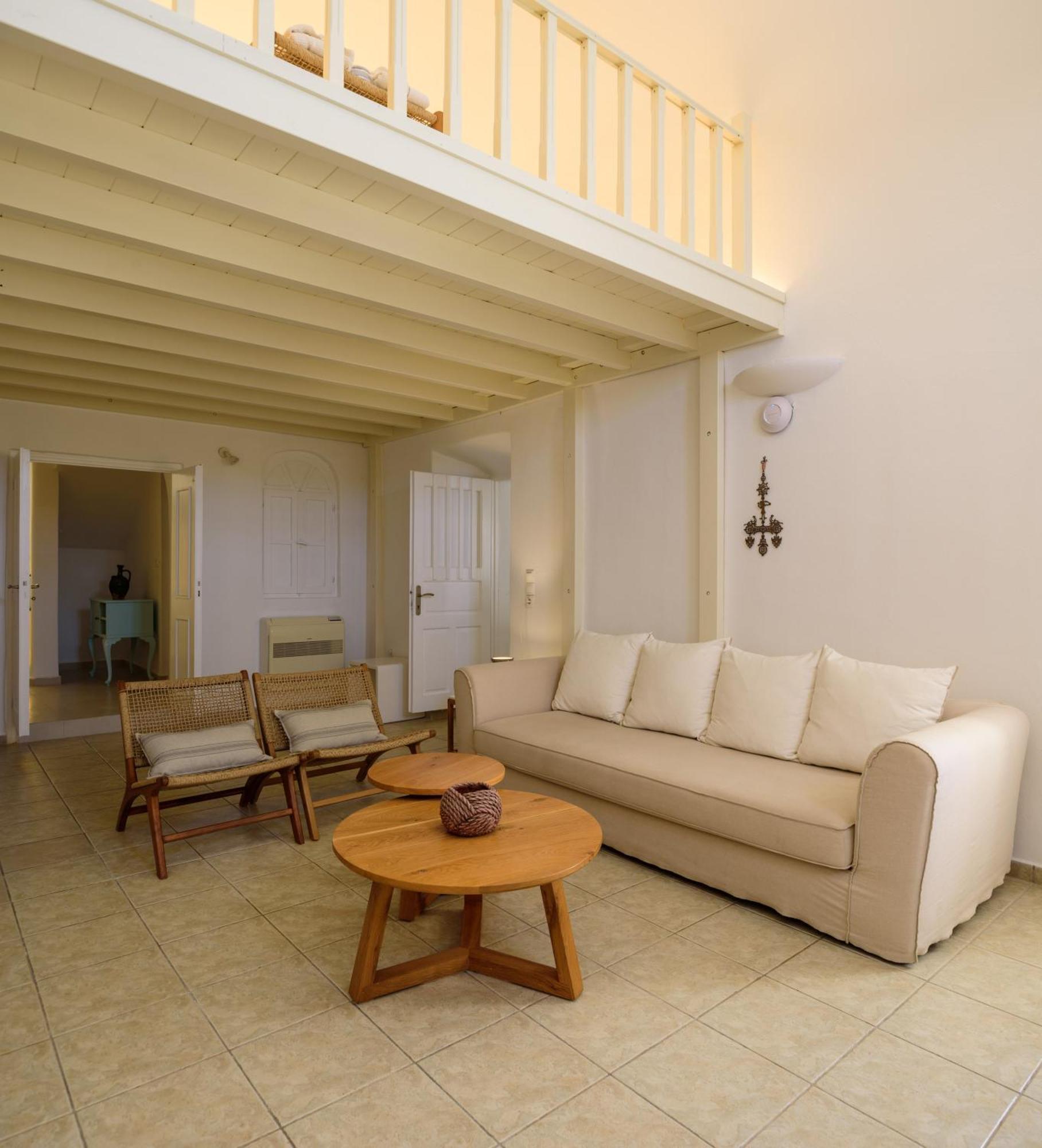 Revelis Villa & Canava Фира Стая снимка
